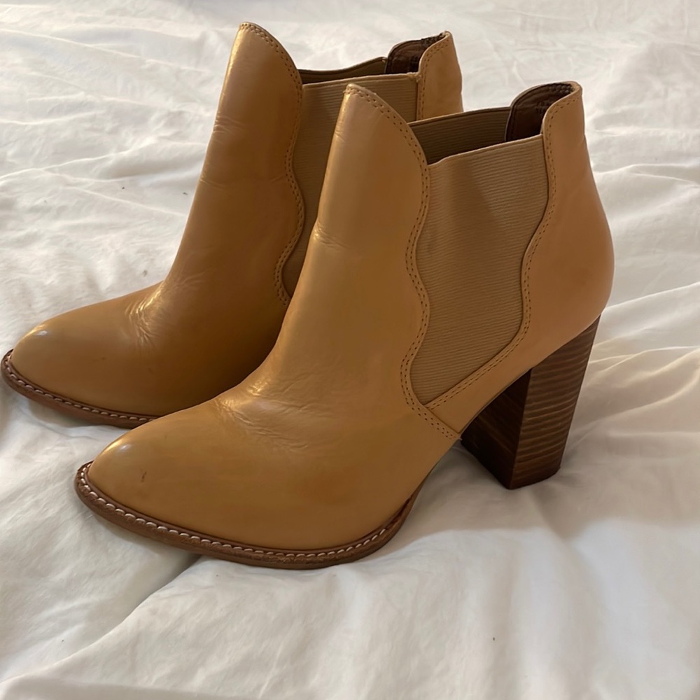 Chinese Laundry booties